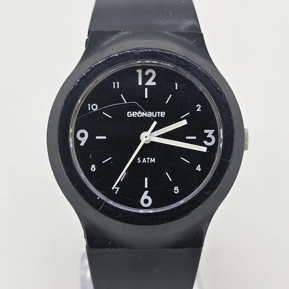 Geonaute Men's Watch 38MM Black Dial Black Plastic Bands New Battery